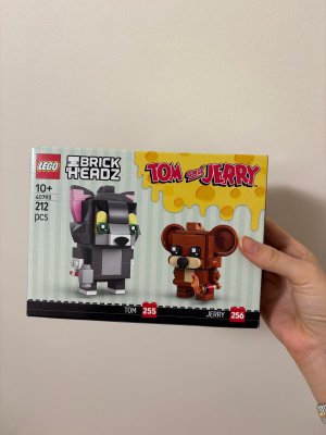 brickheadz.jpeg