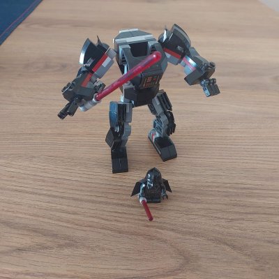 darth-vader-robot-6.jpg