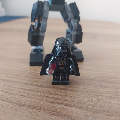 darth-vader-robot-5.jpg